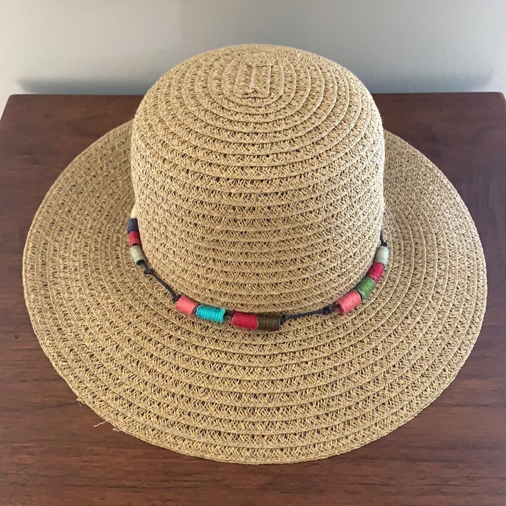 Sun & Sand Beach Hat with decorative thread band